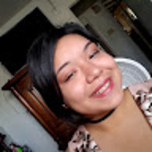 Meet your Posher, Elyse